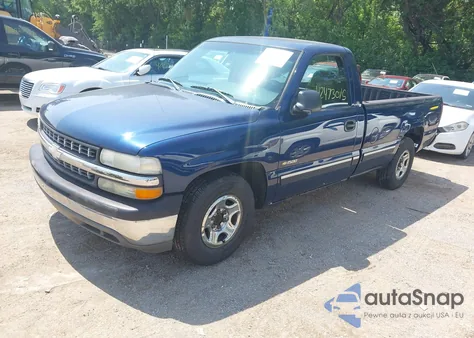 2002 Chevrolet Silverado 1500 z USA, uszkodzony, nr VIN 1GCEC14W82Z153564